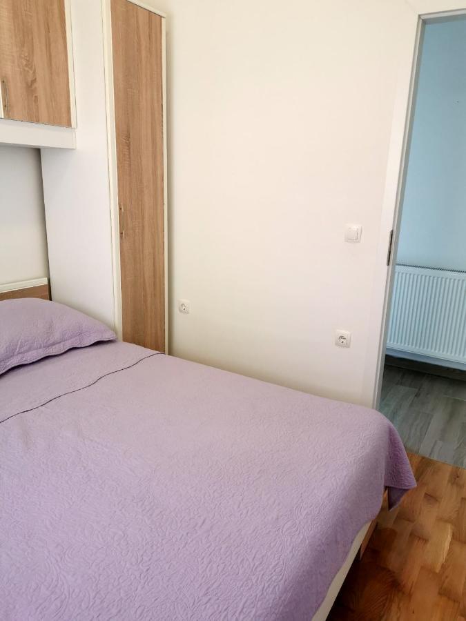 Apartment Brala Posedarje Exteriör bild
